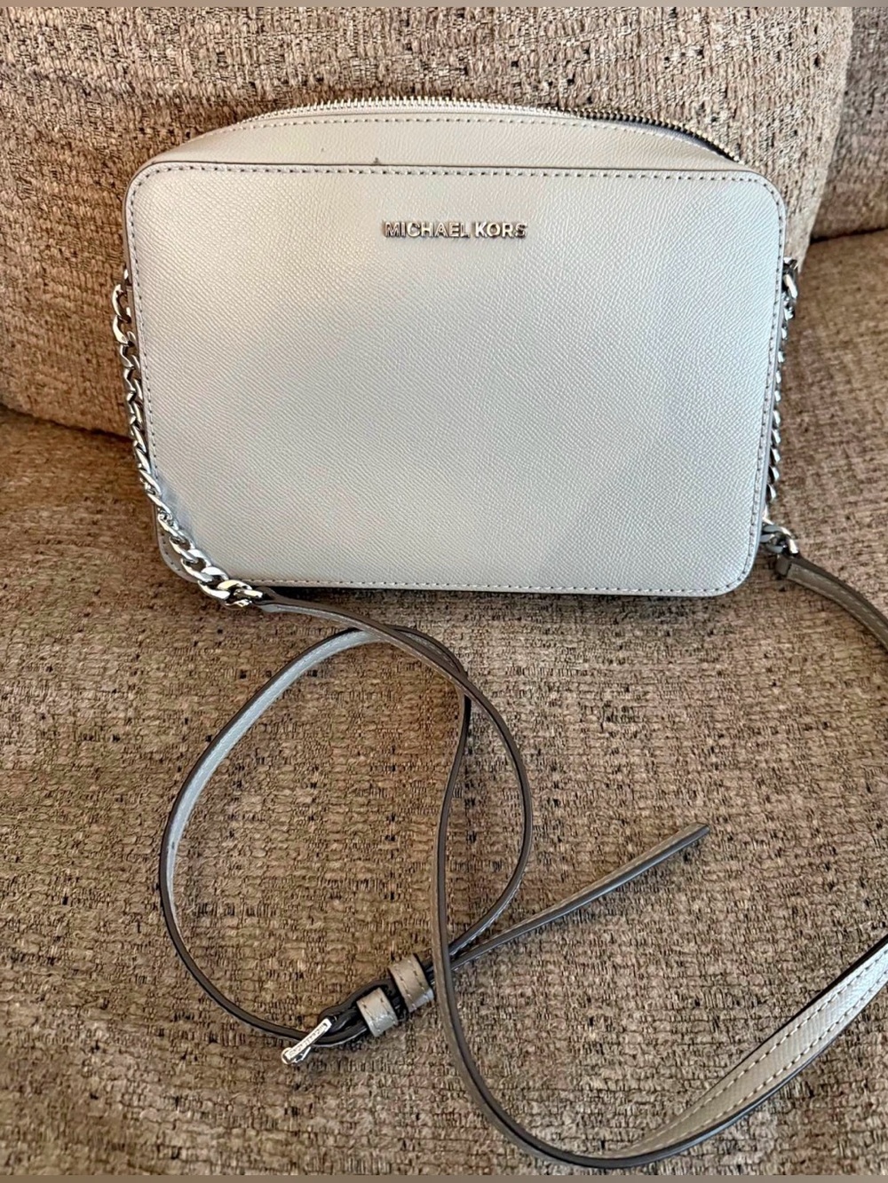 Michael Kors White Saffiano Leather Crossbody Bag with Silver Chain